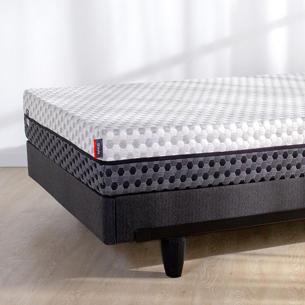 Layla Sleep Mattress Construction and Materials Examined